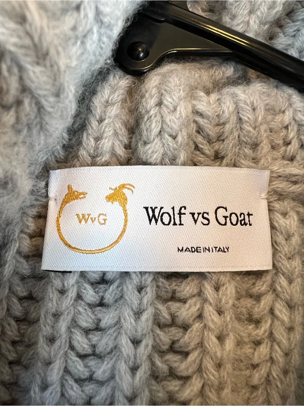 Wolf vs Goat Wool Chunky Pullover Hoodie Sweater Grey